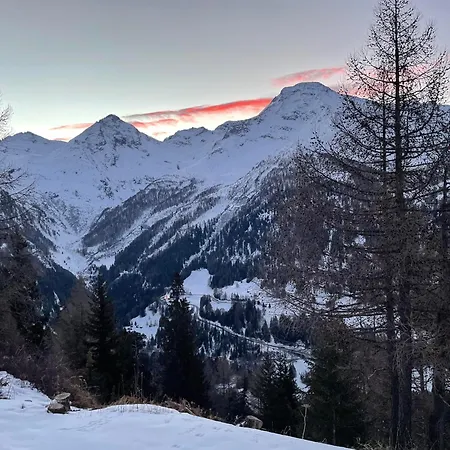 Labbrunnu Og In Den Walliser Alpen アパート *
